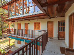 pexels bertellifotografia 13871325 1 (2)